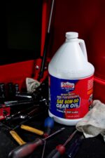 Lucas Oil 10046 SAE 80W-90 Heavy Duty Gear Oil - 1 Gallon - Image 4