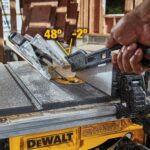 DEWALT 15 Amp 8-1/4 in. Compact Portable Jobsite Table Saw (DWE7485) - Image 7